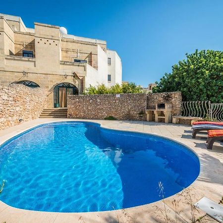 Sunset - Holiday Farmhouse With Large Private Pool In Island Of Gozo Надур Экстерьер фото