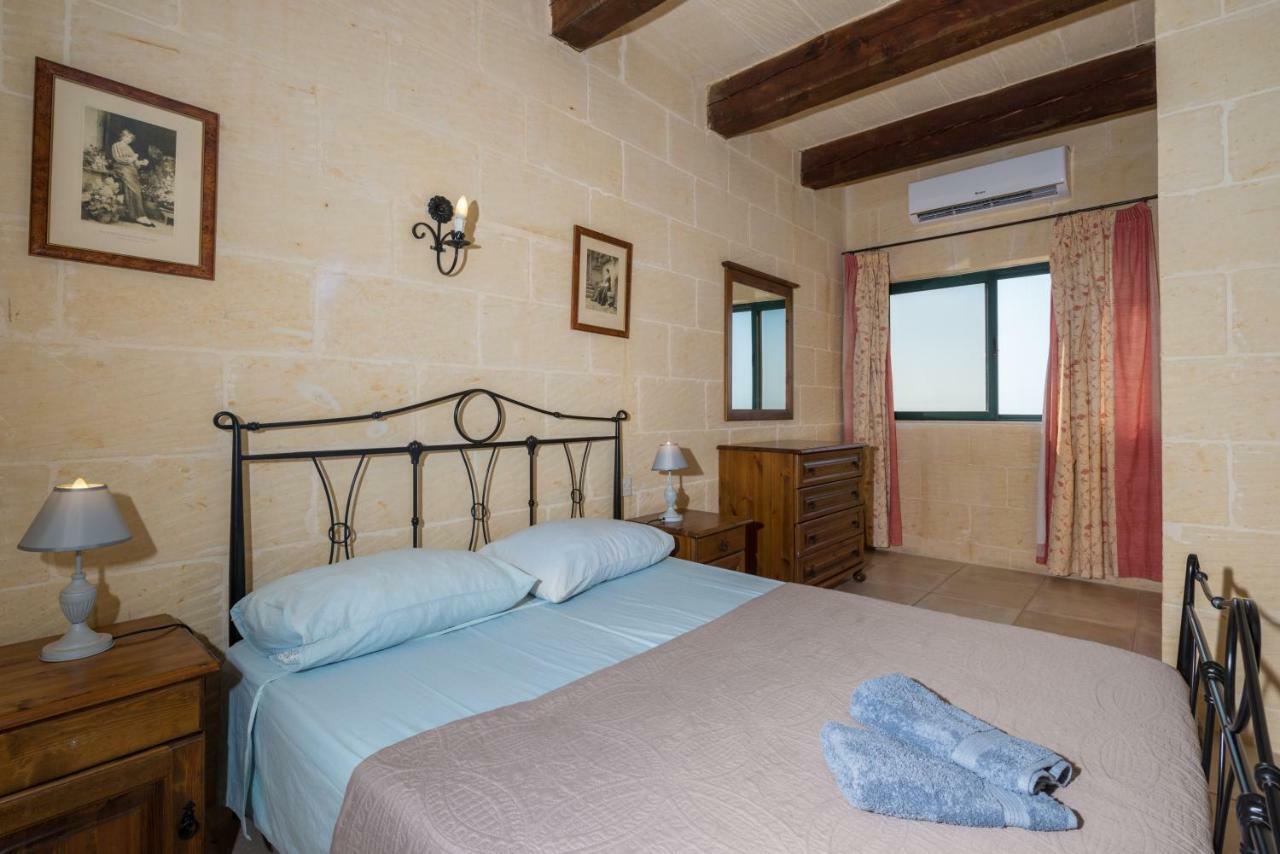 Sunset - Holiday Farmhouse With Large Private Pool In Island Of Gozo Надур Экстерьер фото
