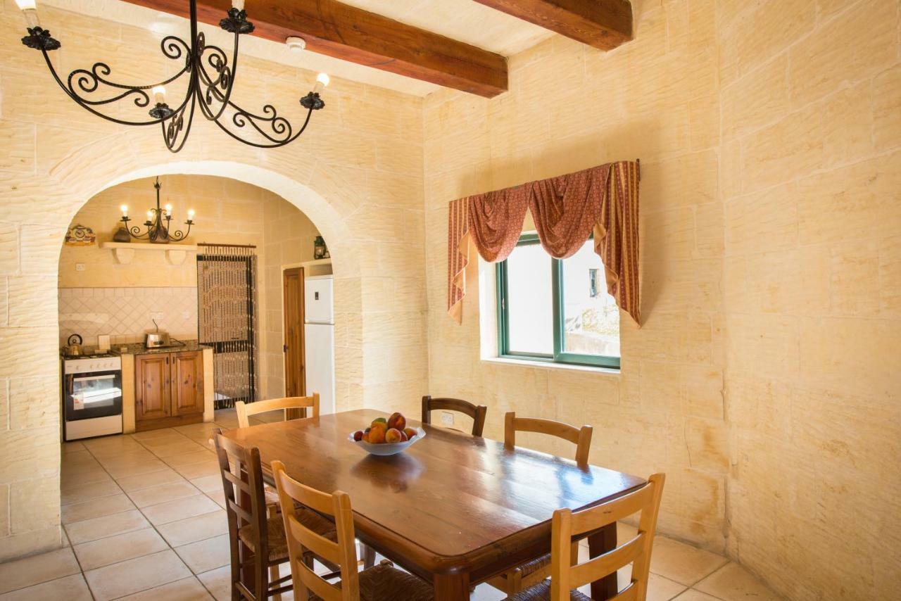 Sunset - Holiday Farmhouse With Large Private Pool In Island Of Gozo Надур Экстерьер фото