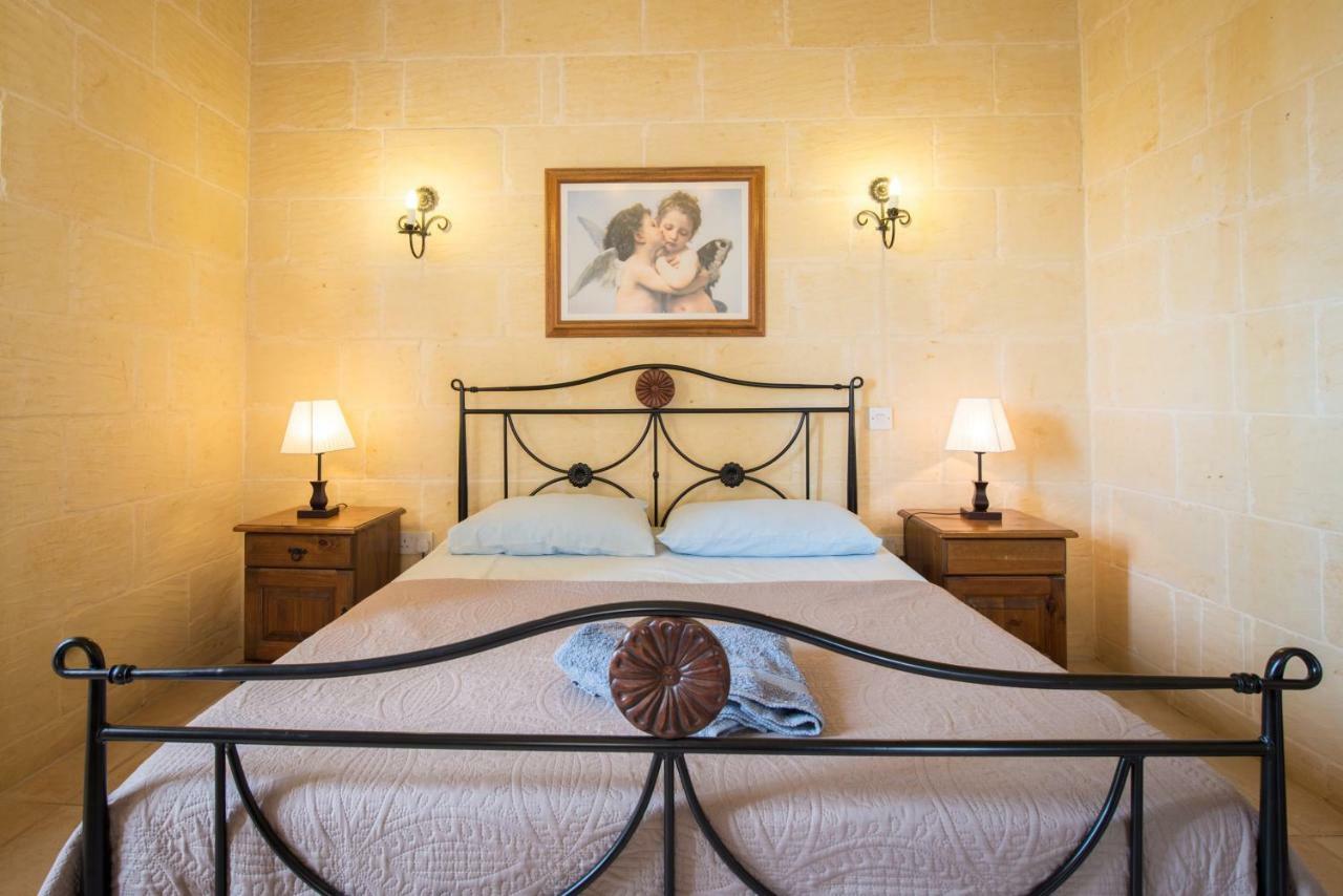 Sunset - Holiday Farmhouse With Large Private Pool In Island Of Gozo Надур Экстерьер фото