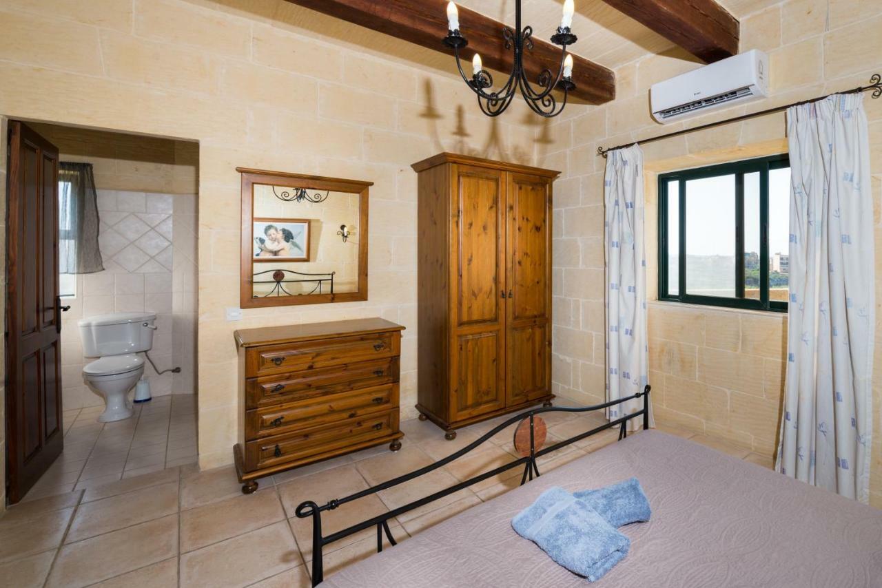 Sunset - Holiday Farmhouse With Large Private Pool In Island Of Gozo Надур Экстерьер фото